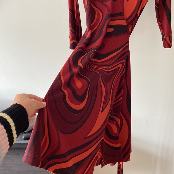 Wrap around dress - Picture 2 of 3